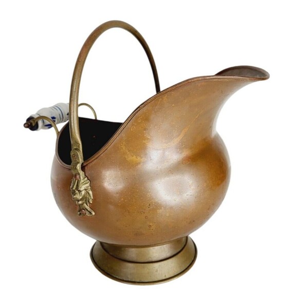 Antique Copper Brass Lion Head Hot Ash Scuttle Bucket Delft Porcelain Handle - Picture 13 of 13